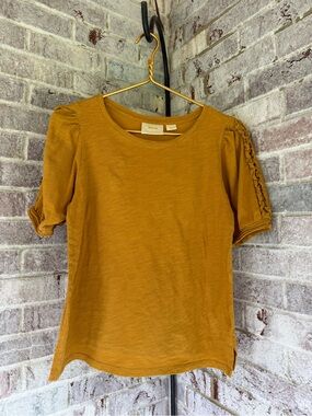 Maeve by Anthropologie Mustard Puff Sleeve Tee with Braided Detail